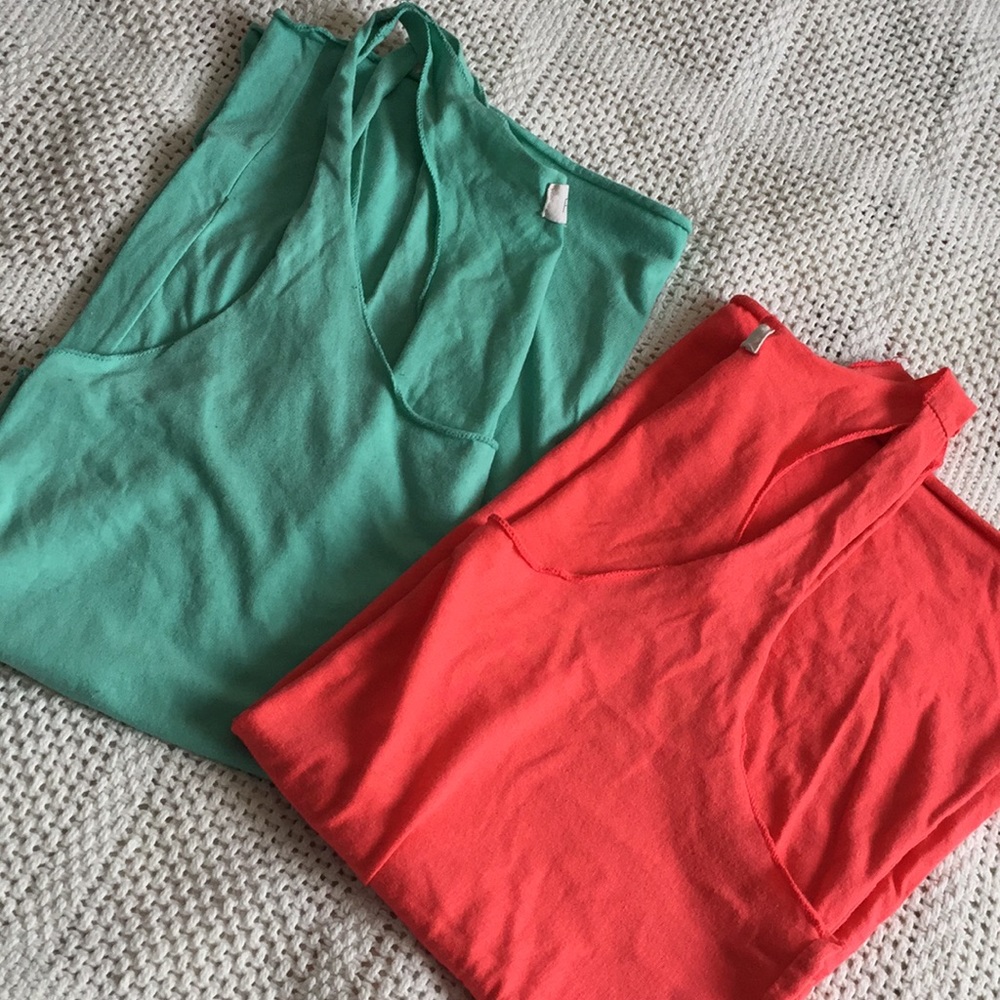 Cozy Razor Back Tank Top Bundle - Picture 3 of 3